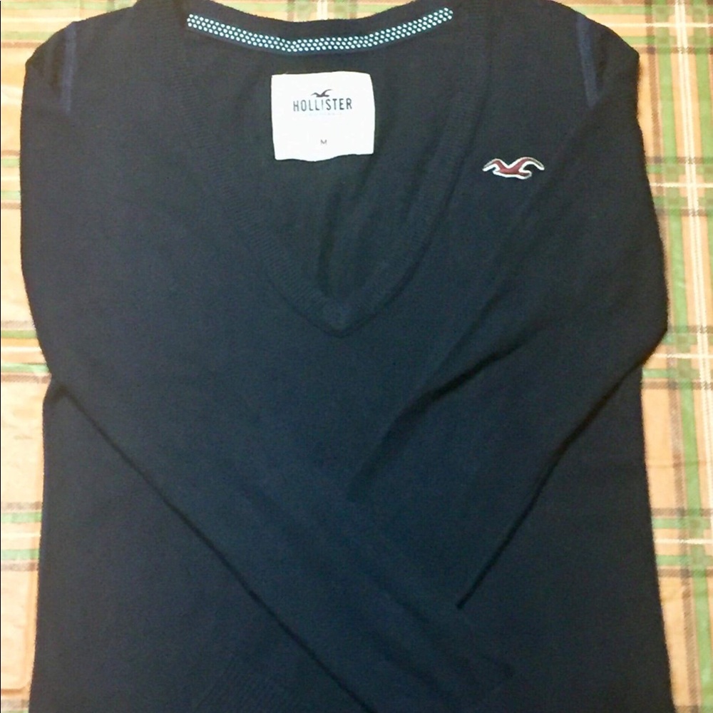 Hollister Juniors - Picture 2 of 2